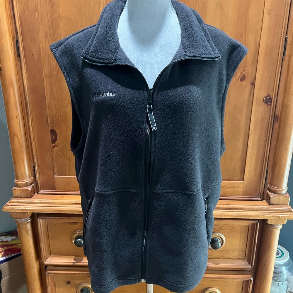 Columbia Sportswear Black Vest, Sz L